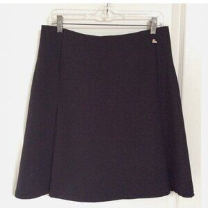 Origem Short Jet Black Side Pleat Back Zipper Stretch Logo Tag Skirt Size M